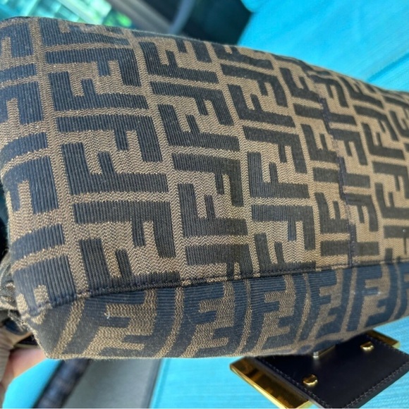 FENDI Zucchino Mamma Shoulder Bag AMAZING CONDITION - Picture 8 of 8